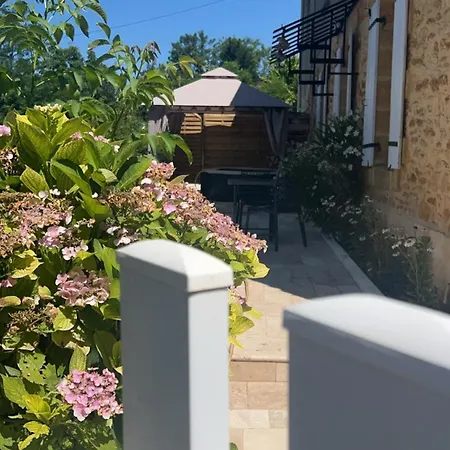 Daire Entier, 131, A Centre, Avec Spa, Parking Prive Et A 15min A Pied De La Cite Medievale *