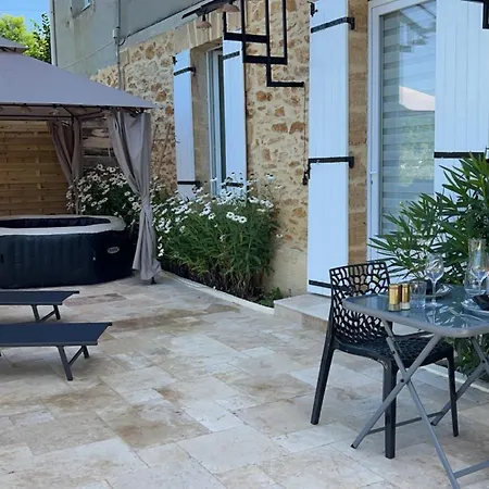 Entier, 131, A Centre, Avec Spa, Parking Prive Et A 15min A Pied De La Cite Medievale * Sarlat-la-Canéda