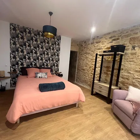 Entier, 131, A Centre, Avec Spa, Parking Prive Et A 15min A Pied De La Cite Medievale *