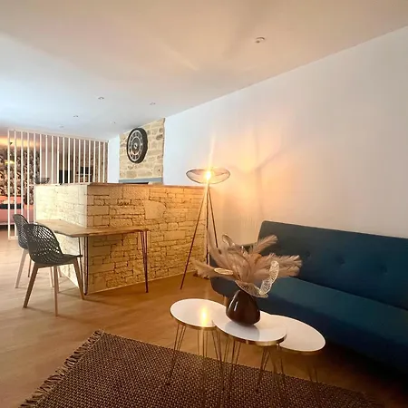 דירה Entier, 131, A Centre, Avec Spa, Parking Prive Et A 15min A Pied De La Cite Medievale *