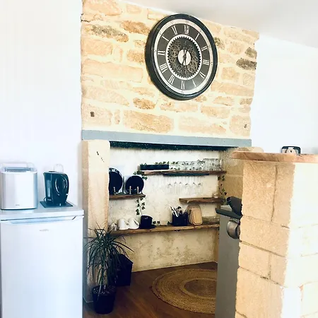 Daire Entier, 131, A Centre, Avec Spa, Parking Prive Et A 15min A Pied De La Cite Medievale