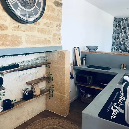Apartment Entier, 131, A Centre, Avec Spa, Parking Prive Et A 15min A Pied De La Cite Medievale *